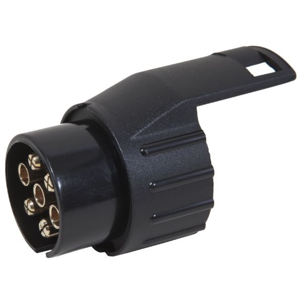 M+ 7/13 12 V adapteri – muuntaa auton 7-napaisen pistorasian 13-napaiseksi perävaunun pistokkeelle. EAN 6417196774020.