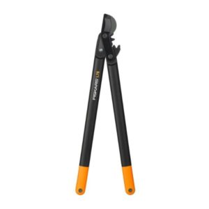 Fiskars PowerGear L -raivaussakset – tehokas ja kevyt valinta tuoreen puun leikkaamiseen! Koukkuterä, ohileikkaava malli ja Softouch™-kahva takaavat helpon ja miellyttävän käytön.