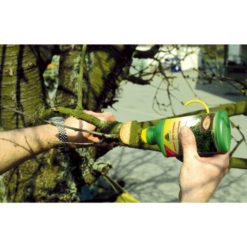 Haavanhoitoaine Malusan 250 ml – suojaa hedelmä- ja koristepuiden haavat taudeilta ja kuivumiselta. Käyttölämpötila -2 °C – +30 °C.