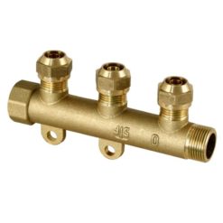 Jakotukki PEX-liittimin 3-osainen – 1/2″ kierreväli 50 mm, karhennettu 3/4″ kierre, STF- ja SFS-vaatimusten mukainen, suomalainen mitoitus. EAN 6415820493323, LVI 2049332.