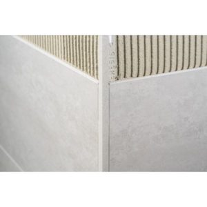 Laattalista 10x2500 Neliö Granite