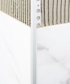 TDP080.81 Laattalista 8x2500 neliö matta hopea