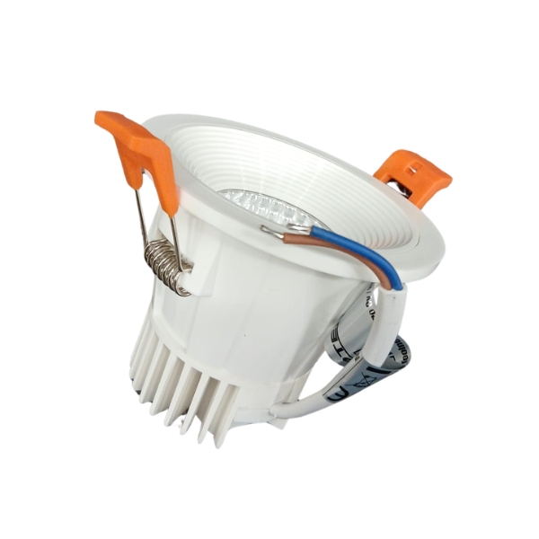 Kempten 3W led-alasvalo sisäänrakennetulla muuntajalla. 210 lm valoteho ja 3500 K lämmin valkoinen sävy. Upotusaukko 70–75 mm. Tilaa heti PK-Puusta.