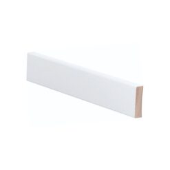 Puhdasvalkoinen mäntyinen peitelista 12x42 mm NCS S 0500-N