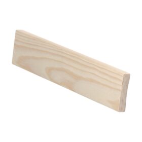 Puuvalmis sileä peitelista 12x52x2200 mm. Mäntyinen peitelista ovien ja ikkunoiden ympärille