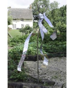 Hortex pelätinnauha 30 m – helppo tapa suojata marjat ja viljelykset lintujen aiheuttamilta vahingoilta. Tuotenumero 10.10.922.