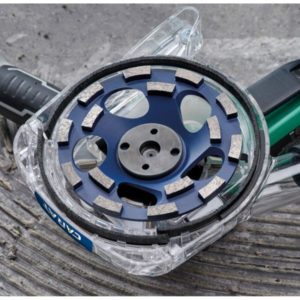 Pölynpoistosarja Carat Hionta Ø125 – pöly- ja suojakuori kulmahiomakoneisiin Ø115–125 mm, yhteensopiva useimpien merkkien kanssa. EAN:8714452061237