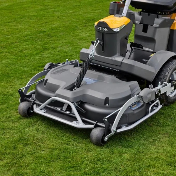 STIGA Ajoleikkuri Park 500 WX + Combi 100 Q Plus -leikkuulaite