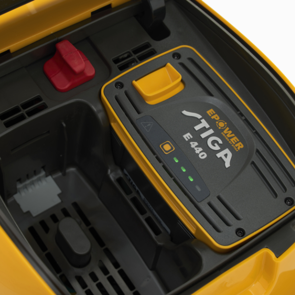 Stiga Multiclip Akkuruohonleikkuri 547 AE Kit - Image 3