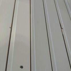 Puhtaan valkoinen STV-sisäpaneeli 13x120x2370 mm II-laatu