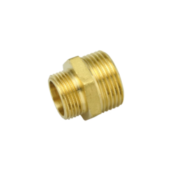 EM Opal supistuskaksoisnippa 1/2x3/8 – messinkiä, suora, 1/2" ja 3/8" liitännöille. Varma ja kestävä valinta putkiliitoksiin.