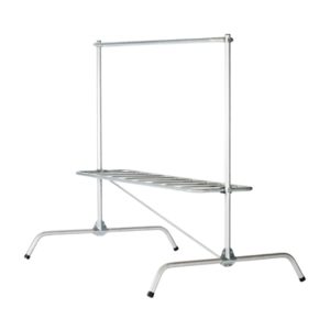 Varax 133 tuuletusteline Tukeva teräsputki, tamppaustaso, mitat 170 × 190 × 135 cm. Kotimainen Avainlippu-laatu pyykin ja mattojen tuulettamiseen.