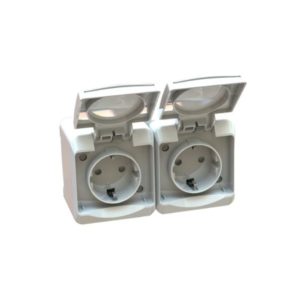 Ulkopistorasia Opal pinta 2-osainen maadoitettu IP44 valkoinen