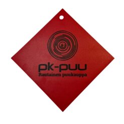 Punainen PK-Puu-varoituslippu 30 x 30 cm – kestävä ja säänkestävä lippu ylipitkän kuorman turvalliseen ja lainmukaiseen merkitsemiseen.
