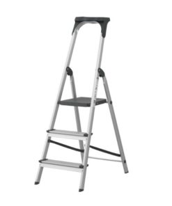 Wibe 3-askelmainen taloustikas työkaluhyllyllä