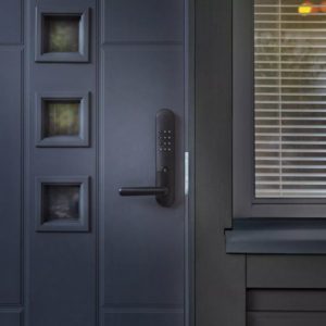 6438352094257 Yale Doorman L3 -älylukko musta
